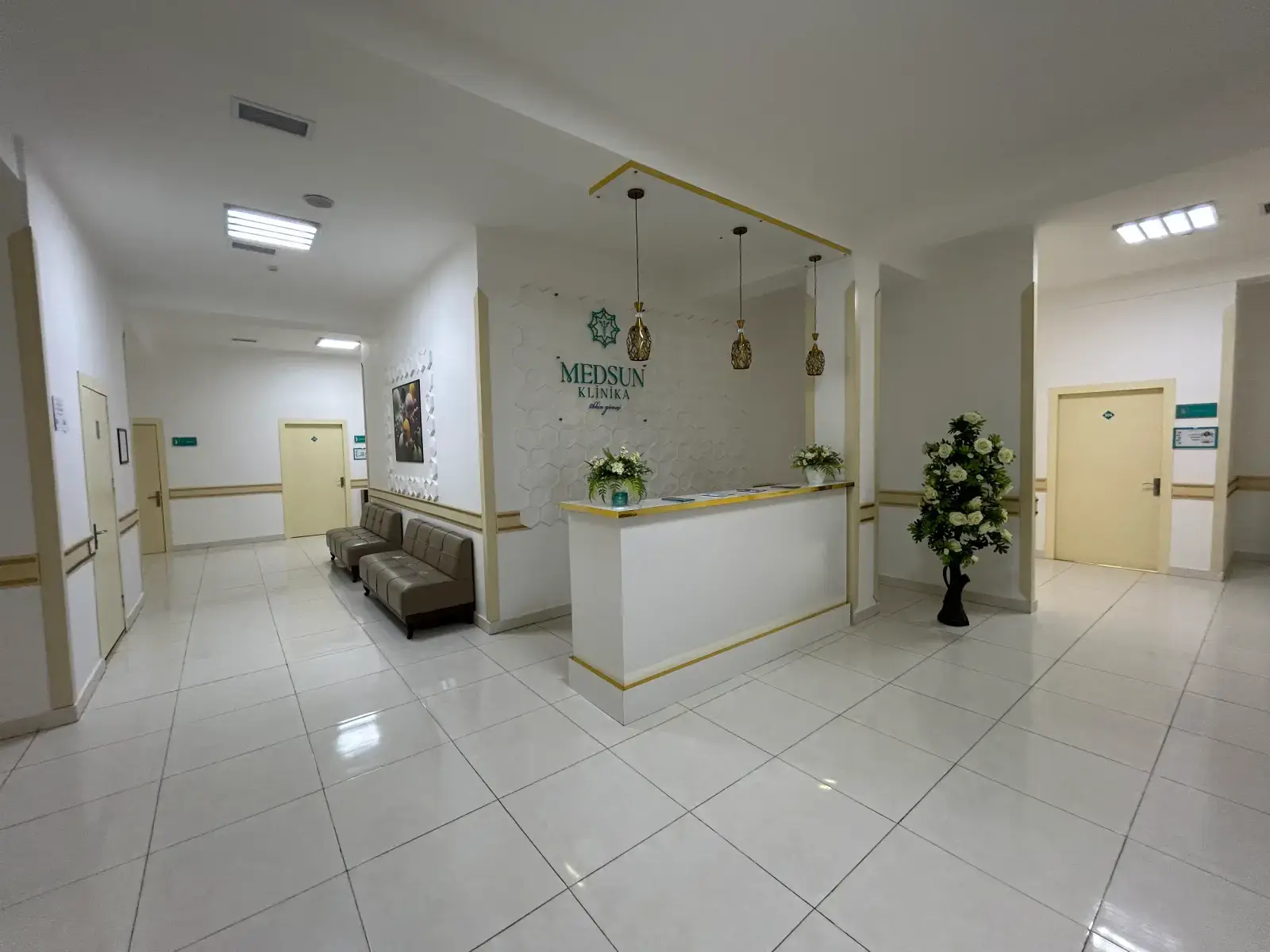 Medsun Klinikanın qəbul sahəsi